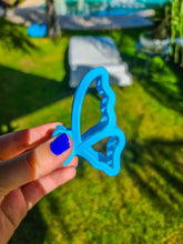 Load image into Gallery viewer, Blue Butterfly Clip

